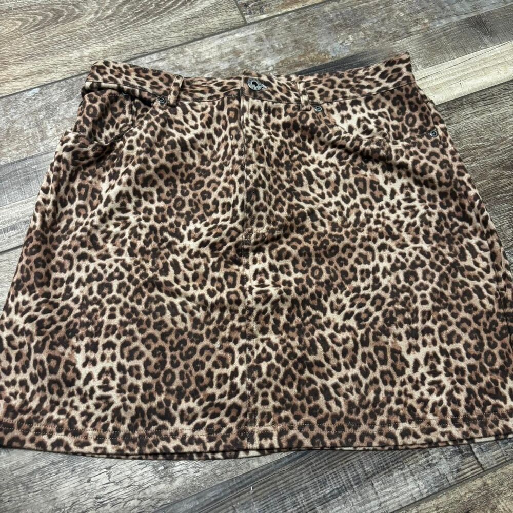 BOUTIQUE Leopard Cheetah Felt Brown Sz 8 Dressy Formal Women's Mini Skirt
